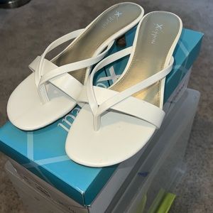 XAPPEAL Women’s Avita White - Low Heel Slip On - Size 6.5